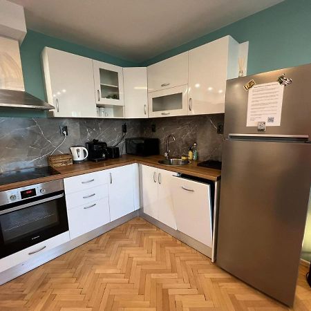 Al Malina 3Bdr Family Apt With Parking Space Near Airport And Iec София Экстерьер фото