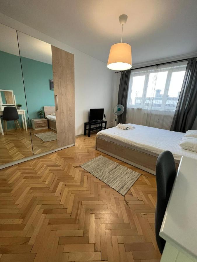 Al Malina 3Bdr Family Apt With Parking Space Near Airport And Iec София Экстерьер фото