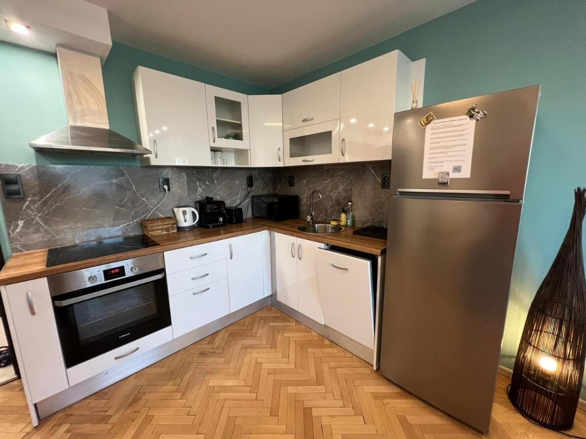 Al Malina 3Bdr Family Apt With Parking Space Near Airport And Iec София Экстерьер фото